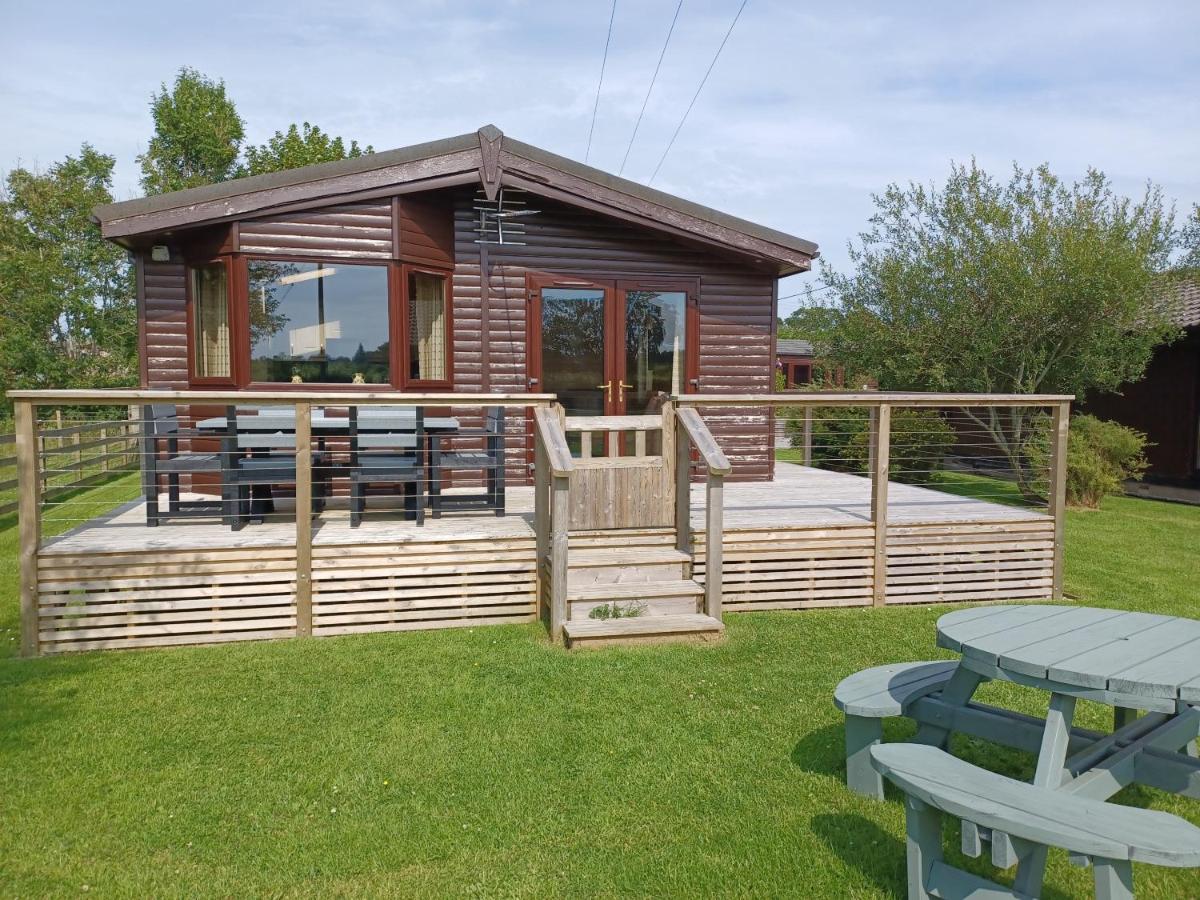 Green View Lodges Wigton Exterior photo