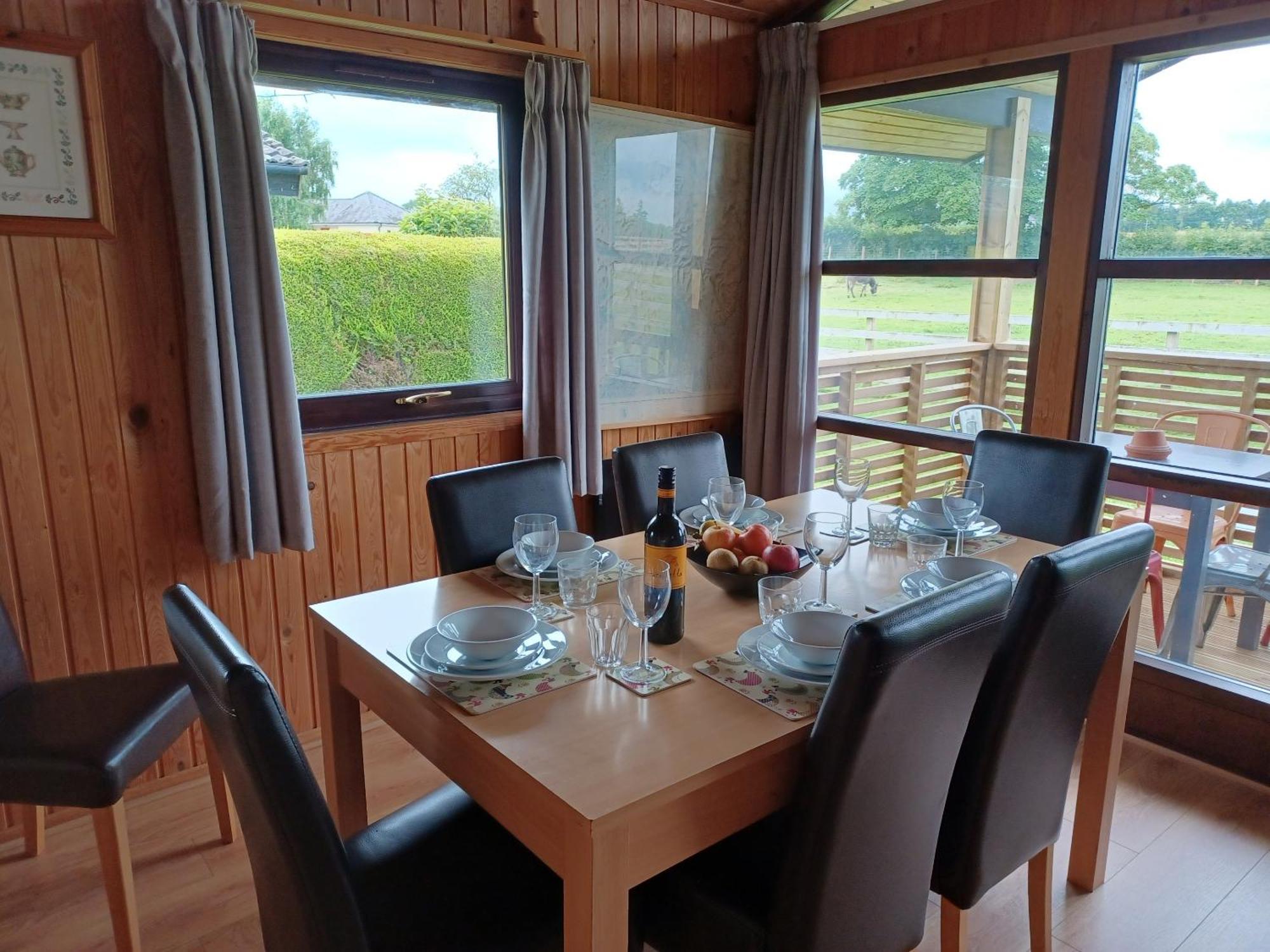 Green View Lodges Wigton Room photo